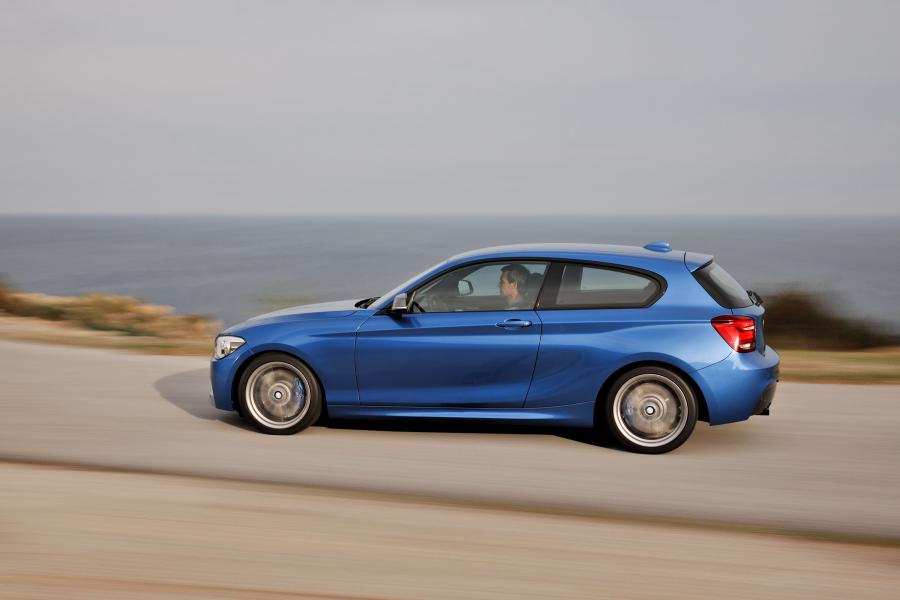  BMW M135i 3-Door 2012 года  (фото 167 из 183)